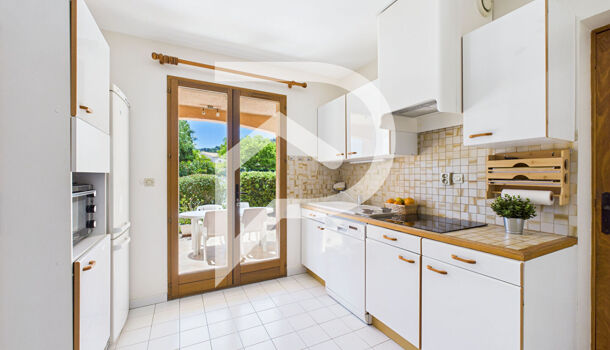 Villa / Maison 5 pièces  à vendre Hyères 83400