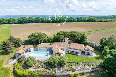 Maison 9 pièces 737000 €