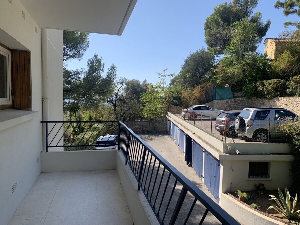 Appartement 2 pièces  à louer Toulon 83000