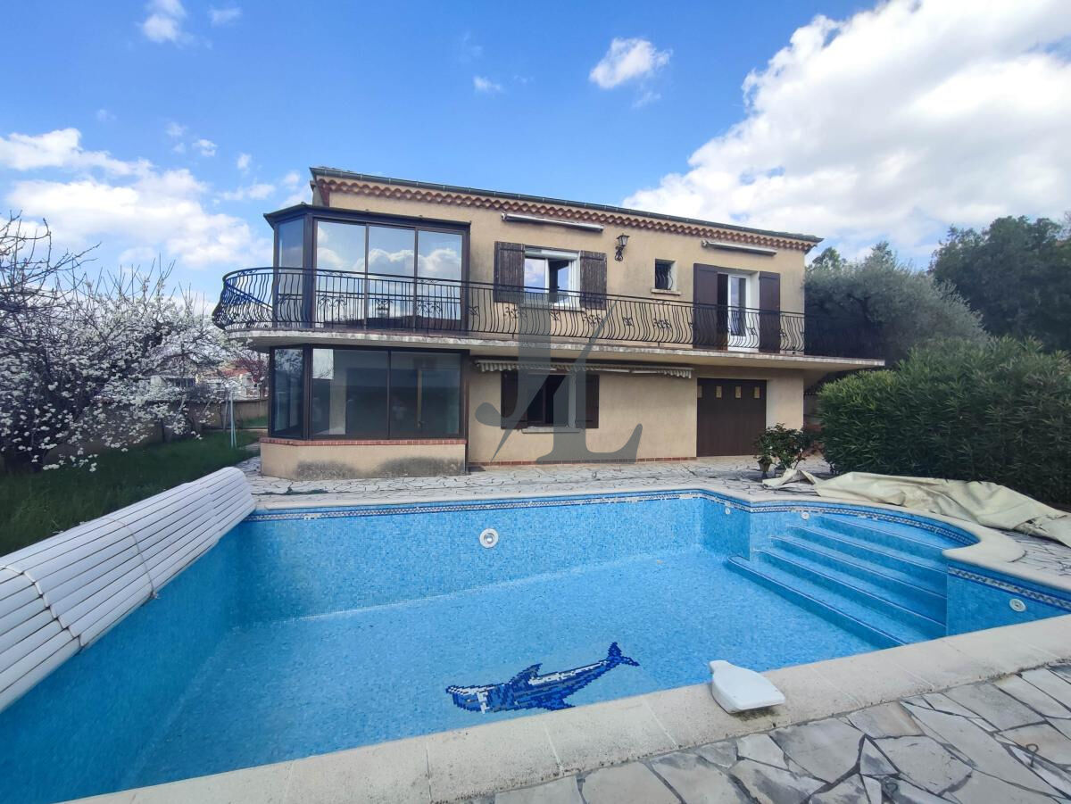 Villa / Maison  T7 à vendre Portes-lès-Valence 26800