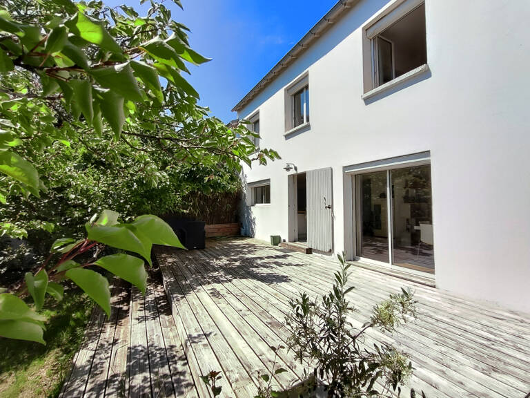 À vendre   Maison familiale rénovée à La Rochelle (proche centre-ville) — photo 1