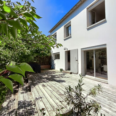 Maison 5 pièces 596000 €