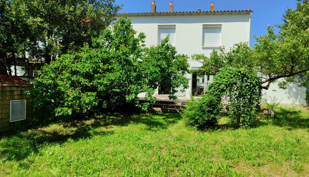 Villa / Maison 5 pièces  à vendre Rochelle (La) 17000