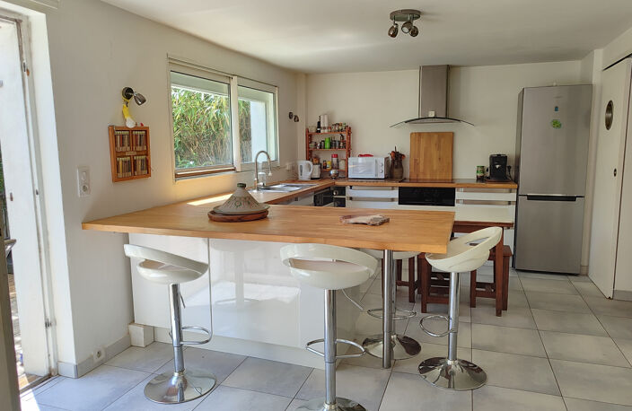 À vendre   Maison familiale rénovée à La Rochelle (proche centre-ville) — photo 5