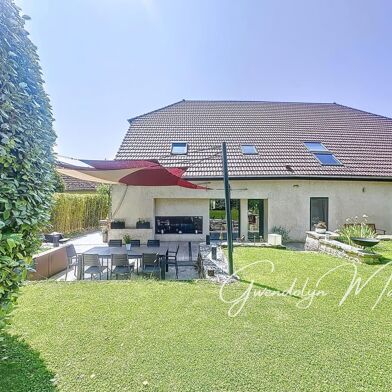 Maison 8 pièces 570000 €