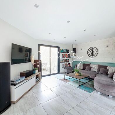 Maison 6 pièces 449000 €