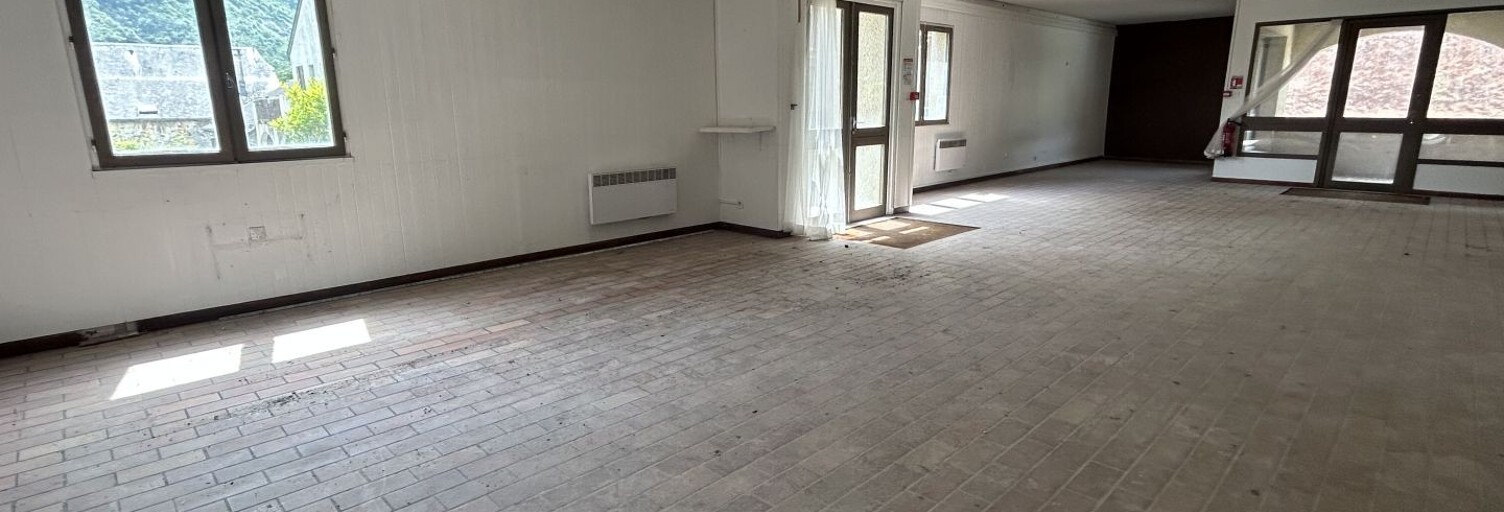 Commerce  291 m² à vendre à Bielle (64260)