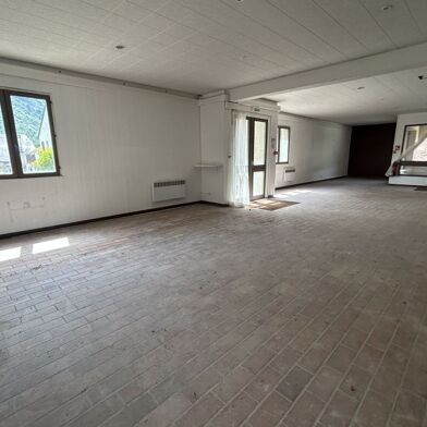 Commerce  109000 €