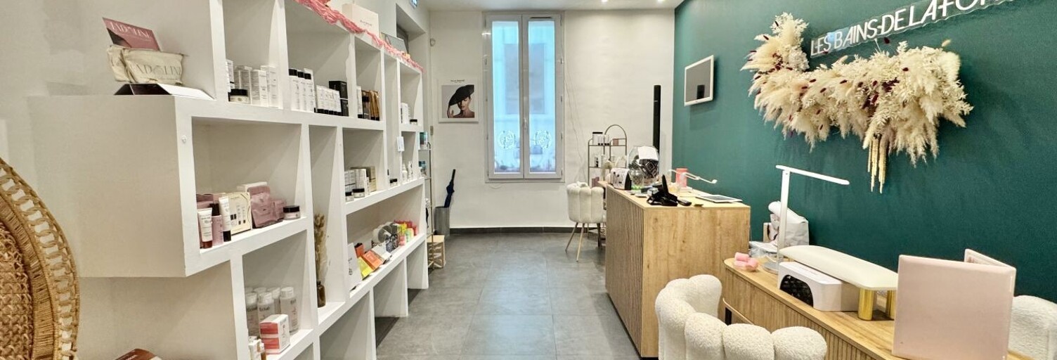 Commerce  221 m² à vendre à Nîmes (30900)