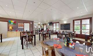 Commerce  160 m² à vendre à Moureuille (63700)