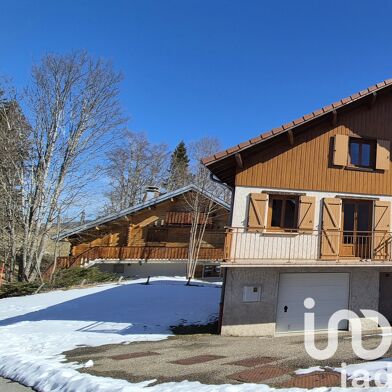 Appartement 4 pièces 240000 €