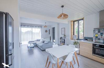 Maison en pierre de 3 pièces principales — photo du bien