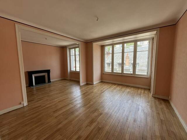 Appartement de 5 pièces principales — photo du bien