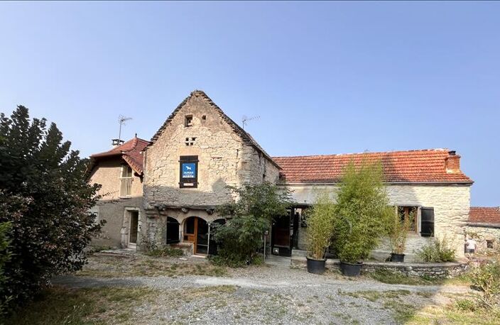 Maison en pierre de 4 pièces principales — photo 3
