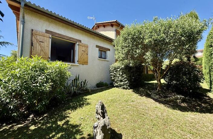 Villa de 5 pièces principales — photo 3