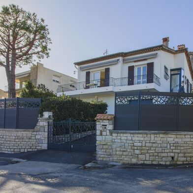 Maison 5 pièces 670000 €