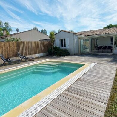 Maison 4 pièces 389610 €