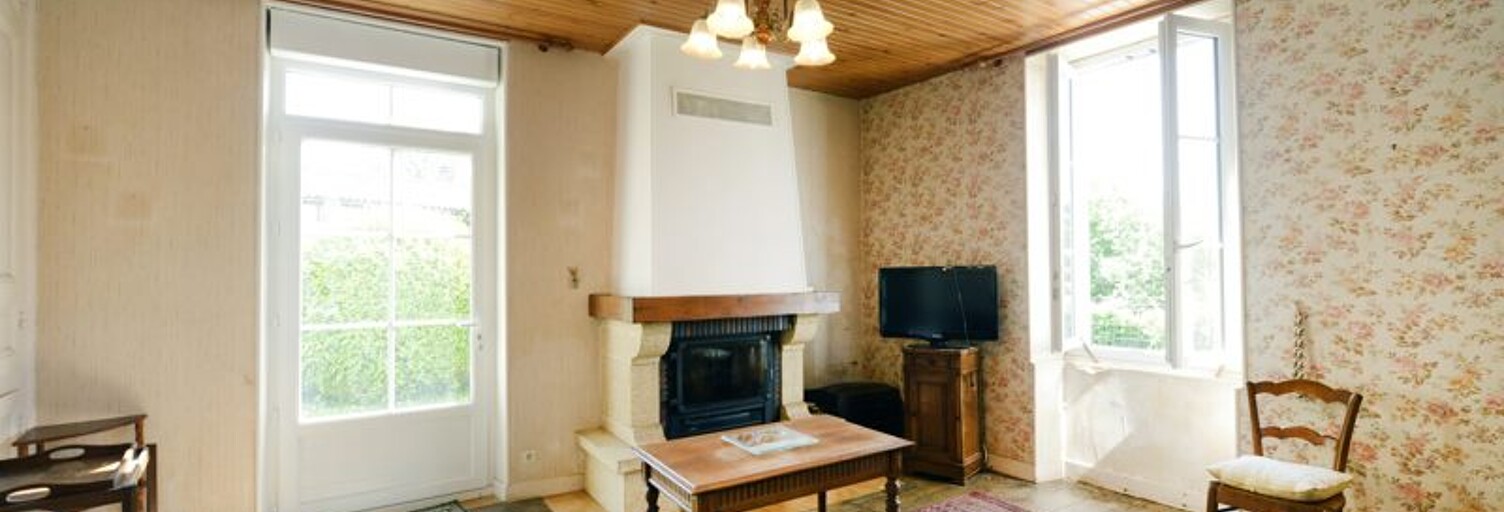 Maison 9 Pièces 210 m² à vendre à Massignac (16310)