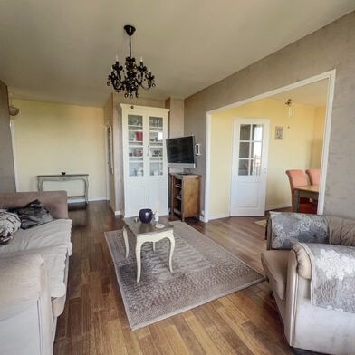 Appartement 4 pièces 126000 €