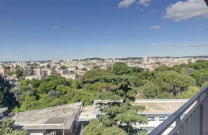 Nîmes T3 secteur Gare avec parking — photo 2