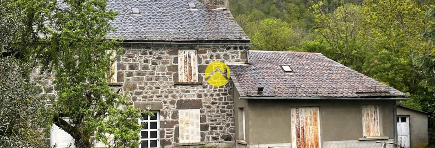 Maison 4 Pièces 127 m² à vendre à Pierrefort (15230)