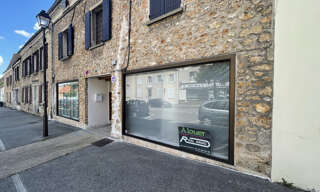 Commerce  44 m² à louer à Jouars-Pontchartrain (78760)