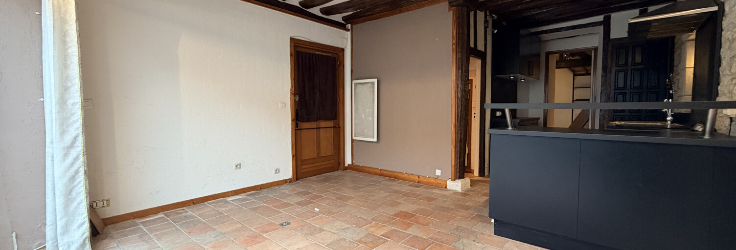 Commerce  44 m² à louer à Jouars-Pontchartrain (78760)