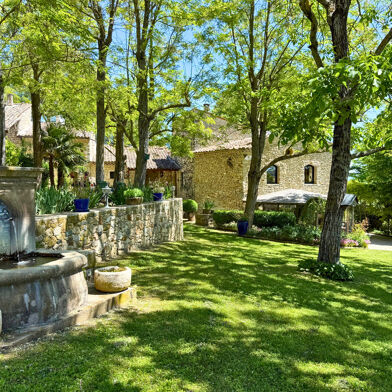 Maison 13 pièces 1575000 €