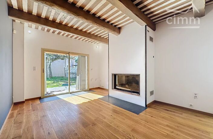 Mas mitoyen rénové (145 m²) – Face au golf de Saumane — photo 3