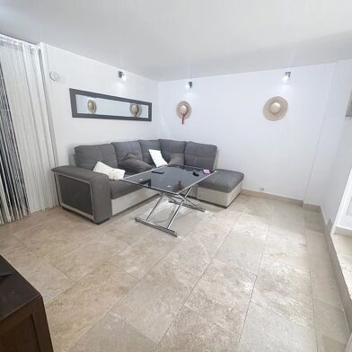 Appartement 3 pièces 255000 €