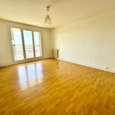 Appartement 3 pièces 113800 €
