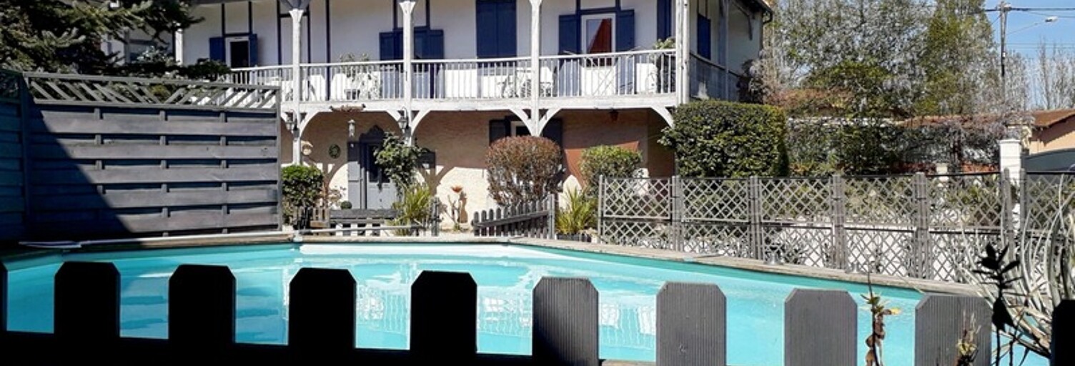 Maison 11 Pièces 315 m² à vendre à Laas (32170)