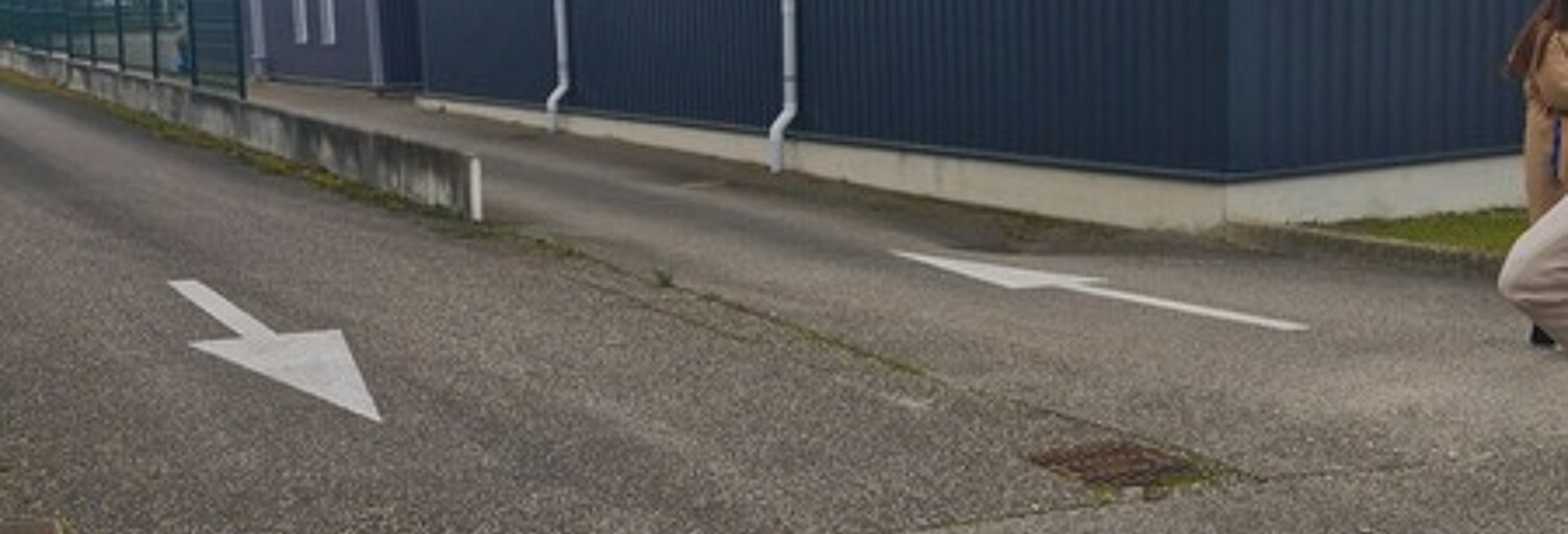 Commerce 1 Pièce 155 m² à louer à Vaulx-Milieu (38090)