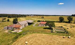 Maison 4 Pièces 1000 m² à vendre à Magny-Cours (58470)