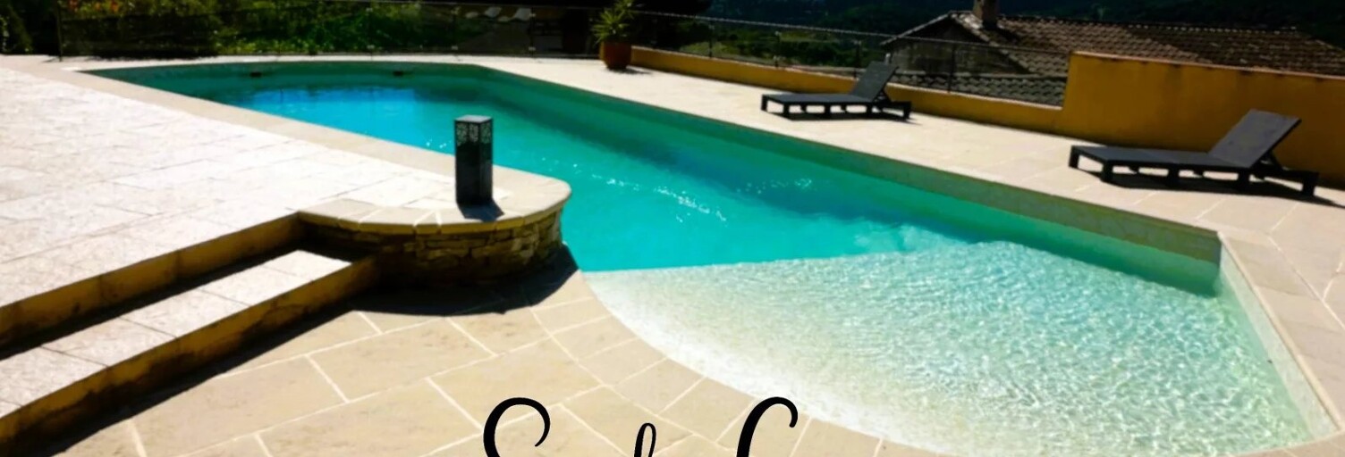 Maison 7 Pièces 209 m² à vendre à Les Adrets-de-l'Estérel (83600)