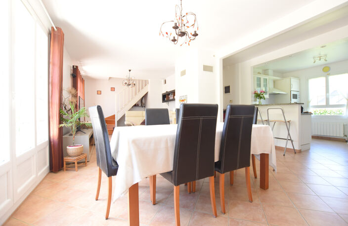 Maison 5 pièces à vendre   Sous-sol total   Les Essarts-le-R — photo 4
