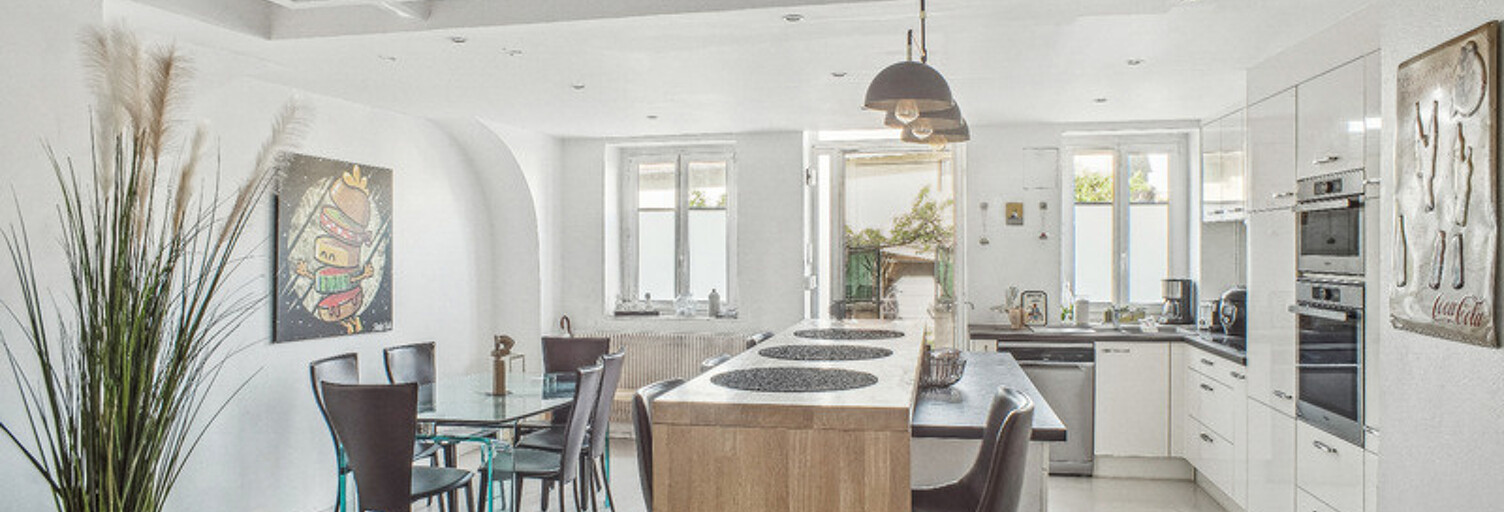 Maison 5 Pièces 125 m² à vendre à Saint-Cyr-au-Mont-d'Or (69450)