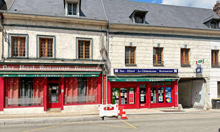 Commerce   m² à vendre à Étrépagny (27150)