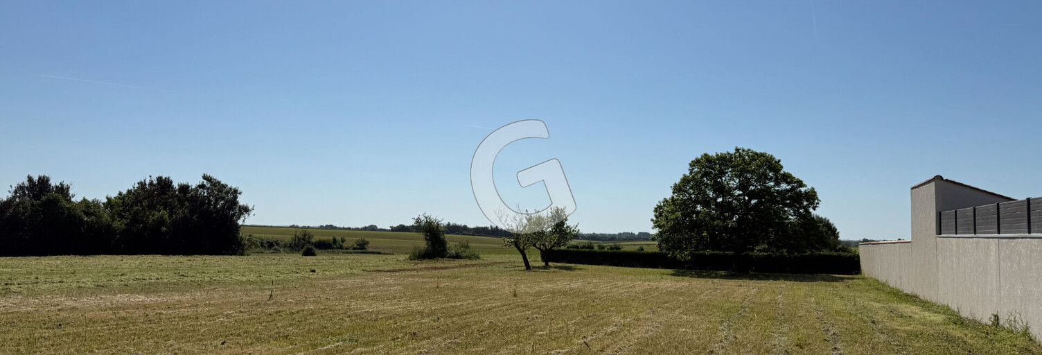 Terrain  938 m² à vendre à La Jonchère (85540)