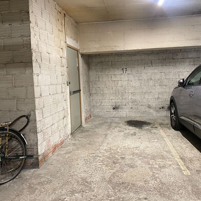 Garage  35000 €