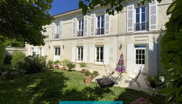 Villa / Maison 8 pièces  à vendre Jarnac-Champagne 17520