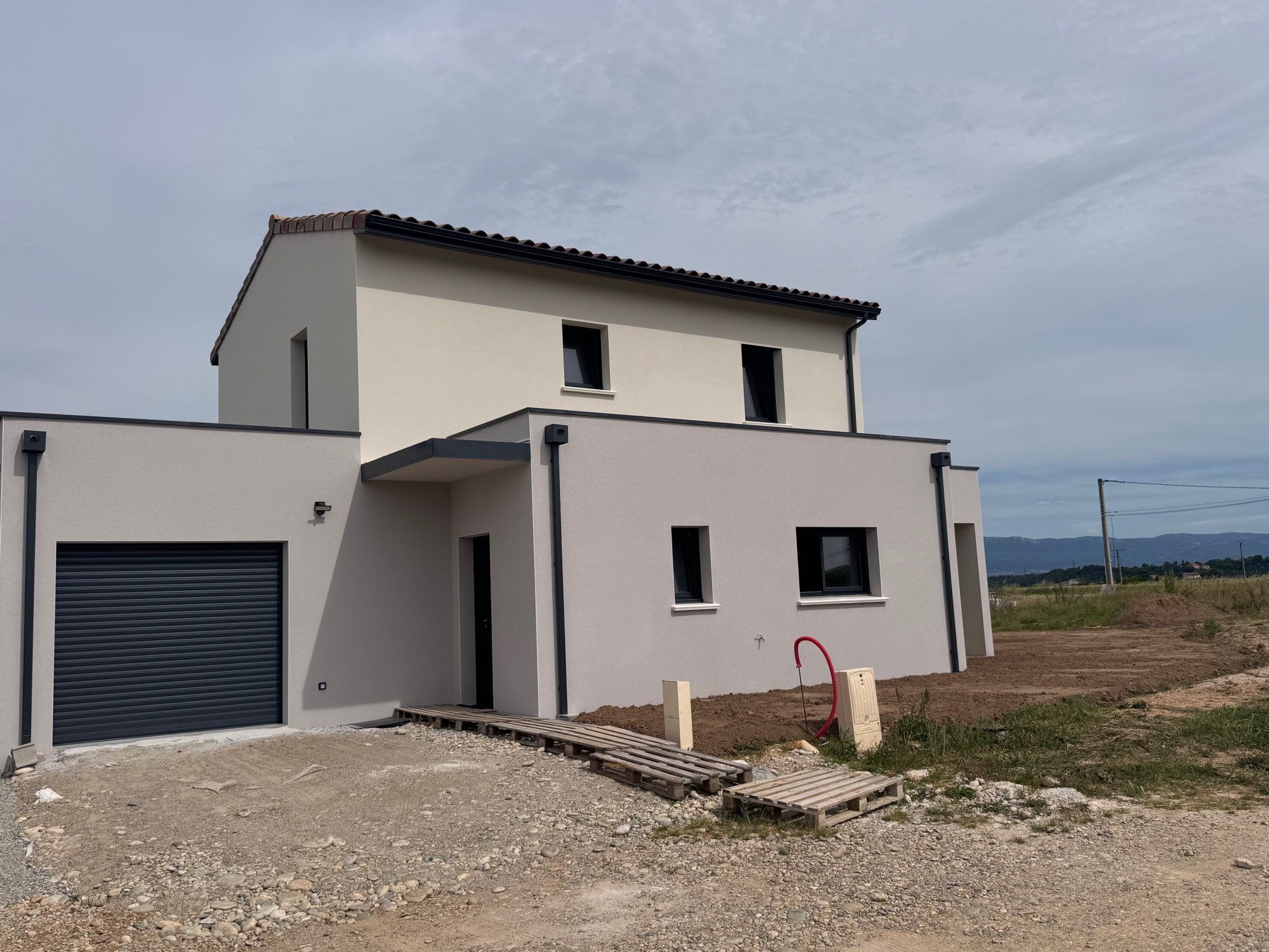 Villa / Maison  T5 à vendre Granges-les-Beaumont 26600