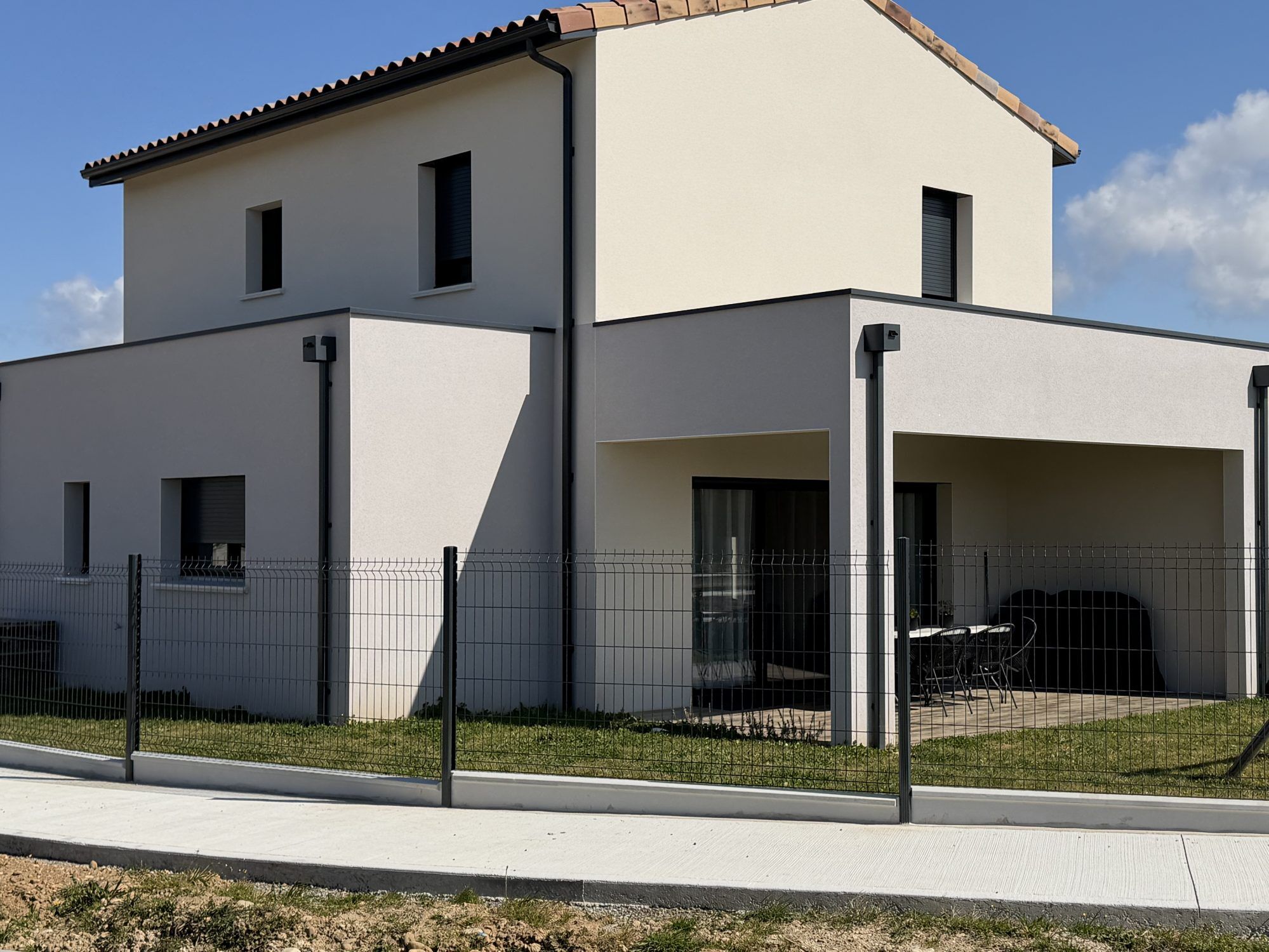 Villa / Maison  T5 à vendre Granges-les-Beaumont 26600