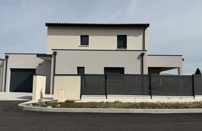 Maison de 2024 GRANGES LES BEAUMONT — photo 2