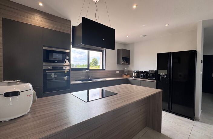 Maison de 2024 GRANGES LES BEAUMONT — photo 5