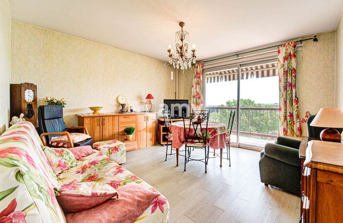 Annexe + Appartement + Parking — photo 2