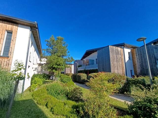 Appartement 3 pièces avec  terrasse et jardin + 2 — photo du bien