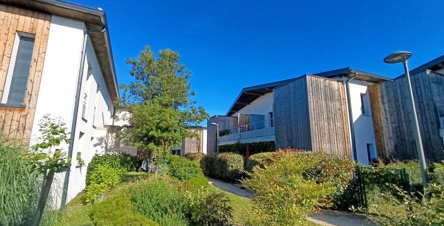 Appartement 3 pièces avec  terrasse et jardin + 2  — photo 1