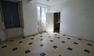 Maison 7 Pièces 300 m² à vendre à Puy-l'Évêque (46700)