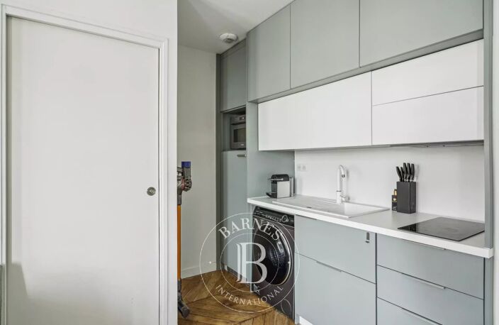 Lyon 2 - Perrache - Appartement meublé et rénové de 31,65 m² - 1 Chambre — photo 4